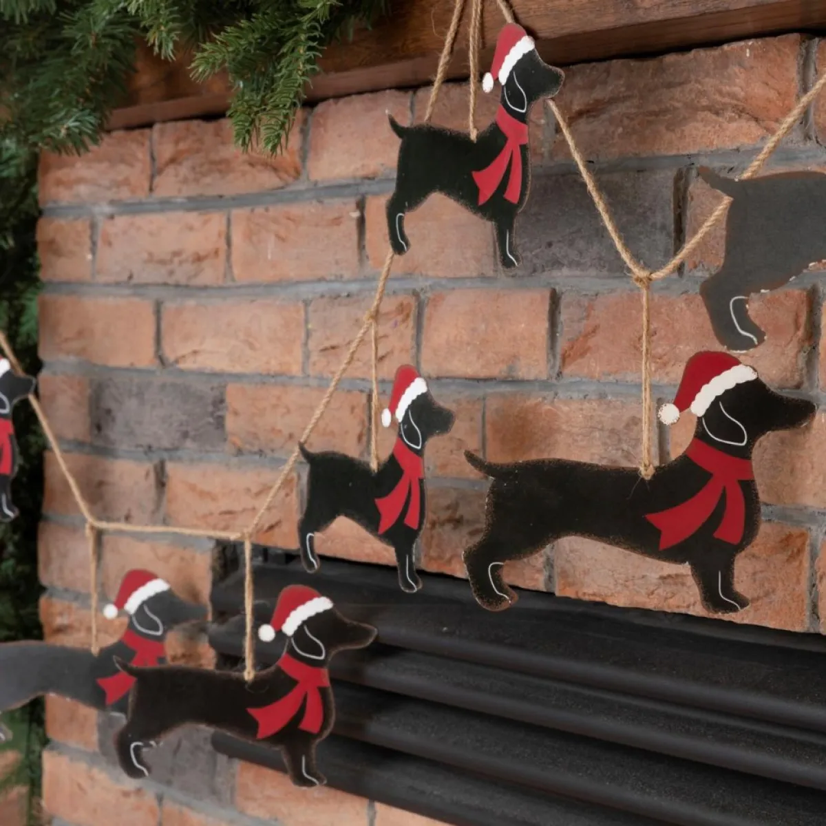 glitzhome__metal_christmas_dog_garland_pack_3.webp Glitzhome Indoor Decor | 6' Metal Christmas Dog Garland 2-Pack