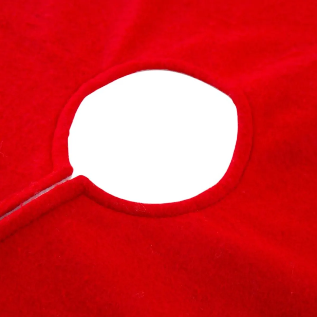 glitzhome_in_d_red_and_white_felt_christmas_tree_skirt_2.webp Glitzhome Holiday Textiles | 48In D Red And White Felt Christmas Tree Skirt