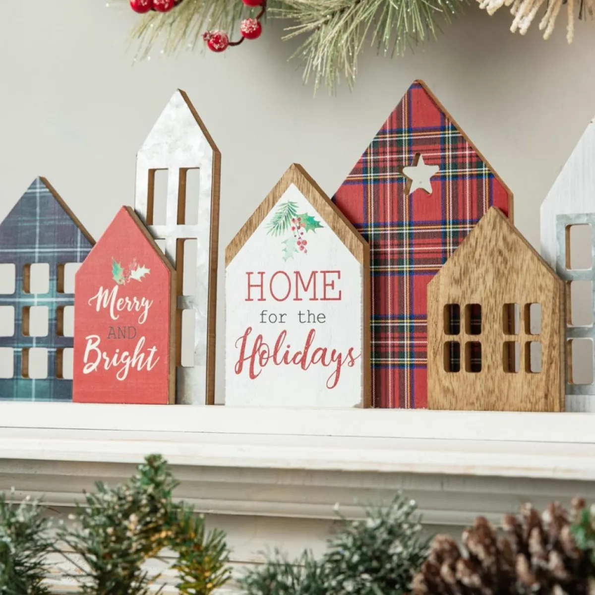 glitzhome_in_l_christmas_house_wooden_decor_3.webp Glitzhome Indoor Decor | 20In L Christmas House Wooden Decor