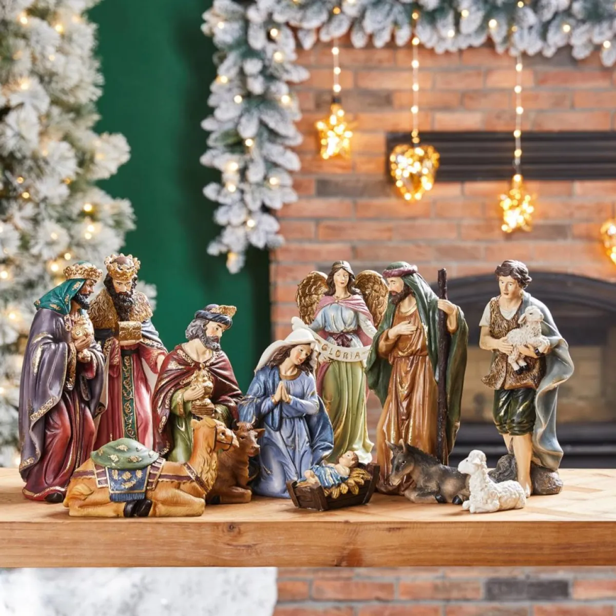 glitzhome_pcs_resin_nativity_figurine_set_4.webp Glitzhome Indoor Decor | 12Pcs Resin Nativity Figurine Set