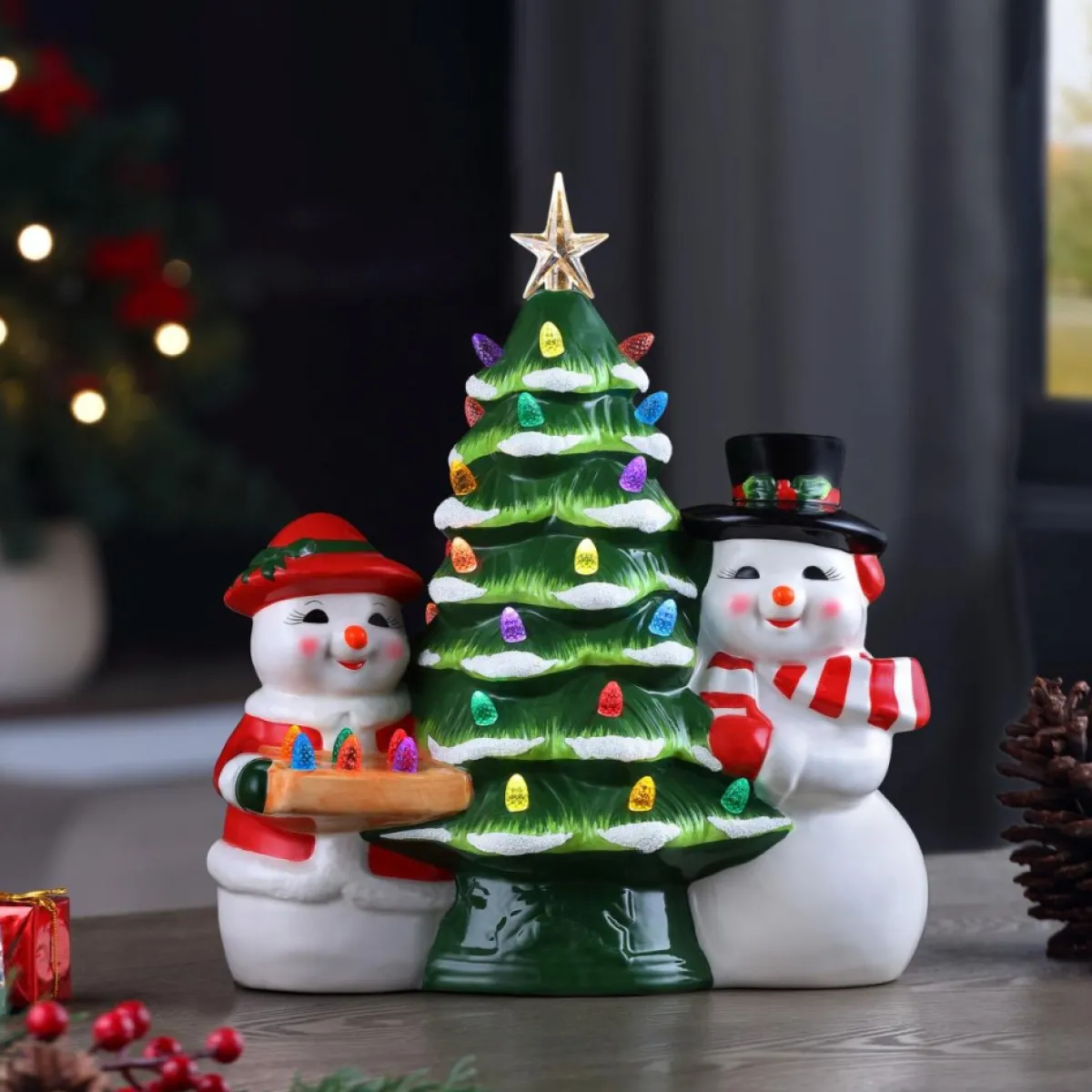 mr_christmas__mrs_claus_nostalgic_tree_2.webp Mr. Christmas Indoor Decor | 12" Mrs. Claus Nostalgic Tree