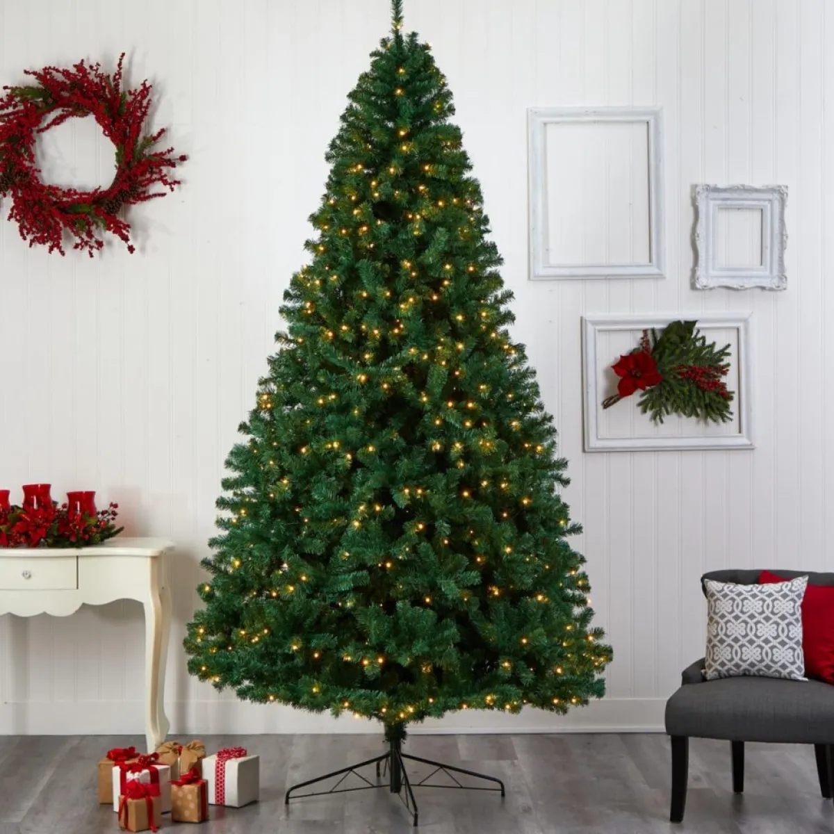 Nearly Natural Christmas Trees | 9 Ft. Northern Tip Christmas Tree With 650 Led Lights